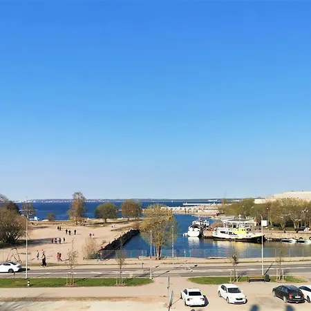 By The Sea * Ταλίν
